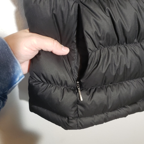 Athleta downabout black puffer vest goose down full zip vest size XS - Picture 3 of 10